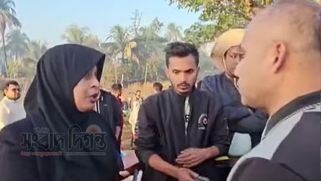 ইউএনওকে গ্রেপ্তারের হুমকি দিল স্বরাষ্ট্র মন্ত্রণালয়ের কর্মচারী