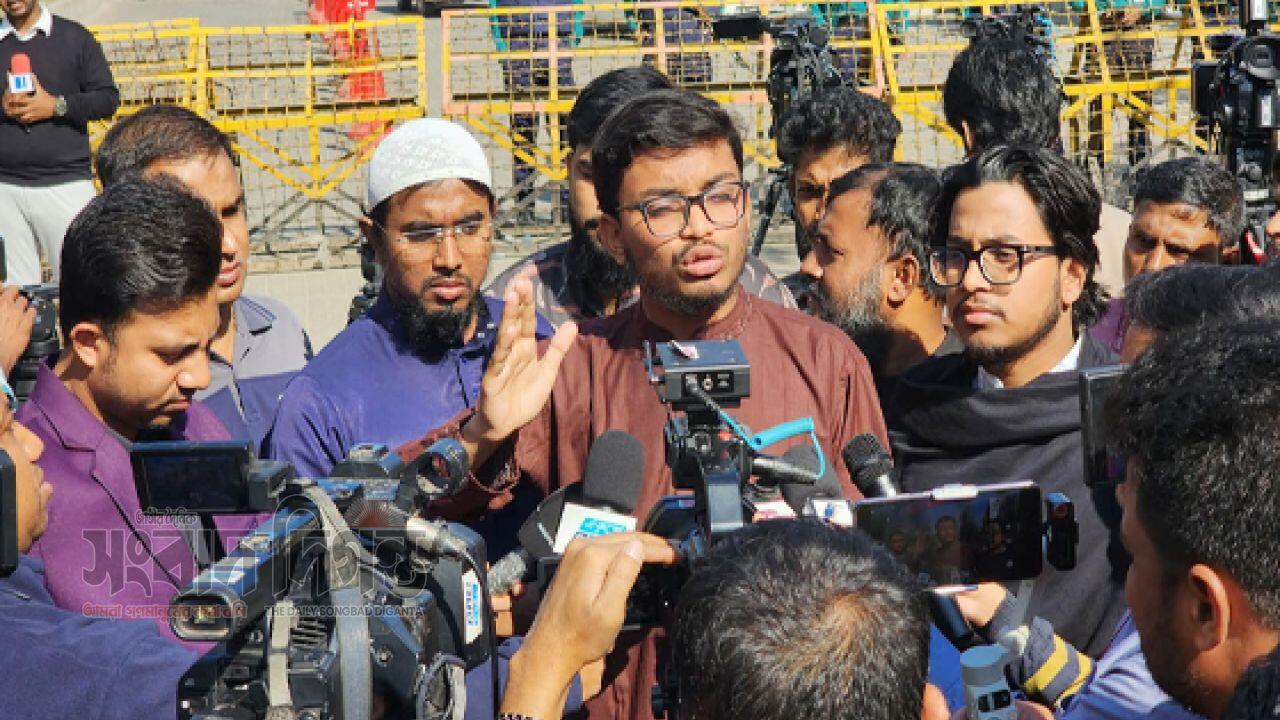 স্বরাষ্ট্র উপদেষ্টার পদত্যাগ দাবি, ৬ ঘণ্টার আল্টিমেটাম