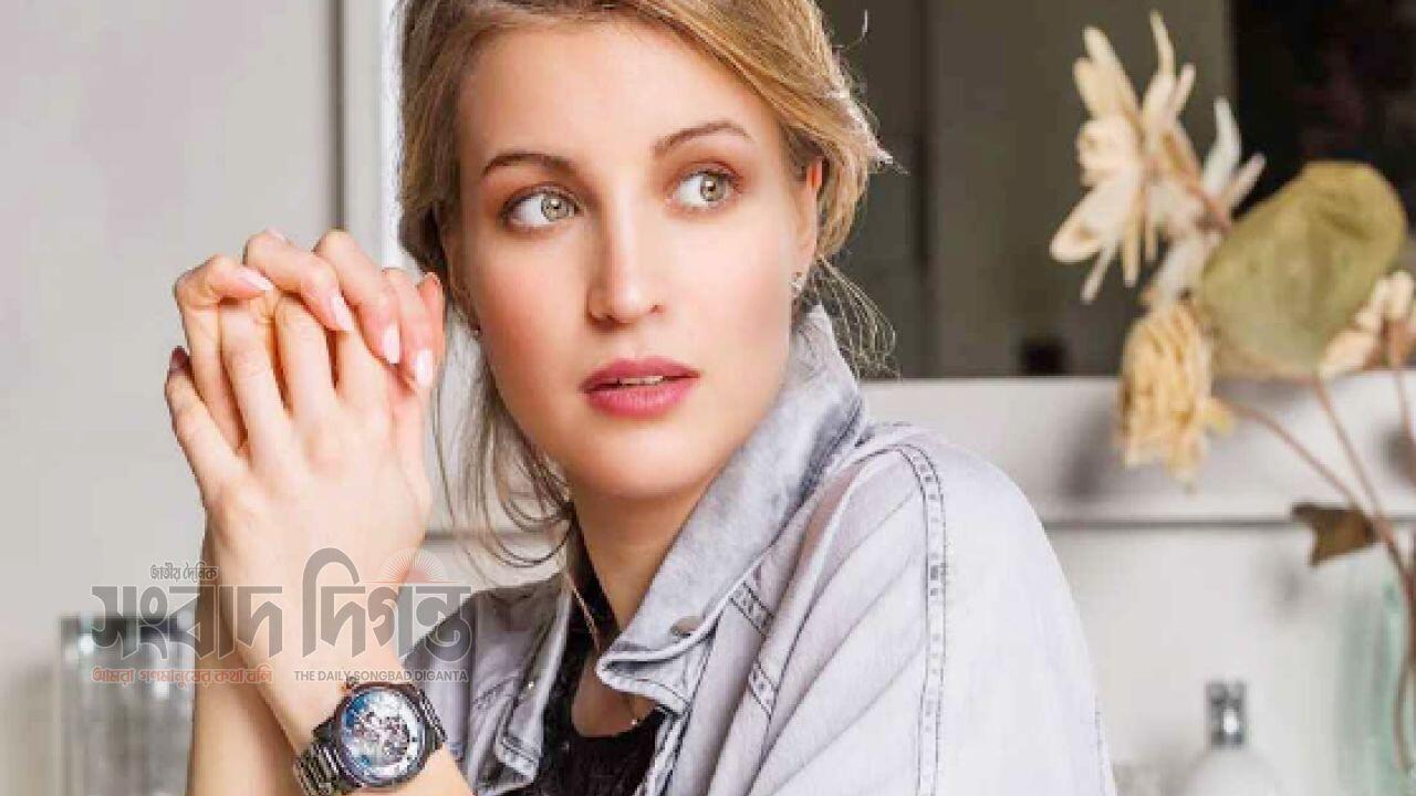 বাম হাতে ঘড়ি পরার কারণ ফ্যাশন নয়
