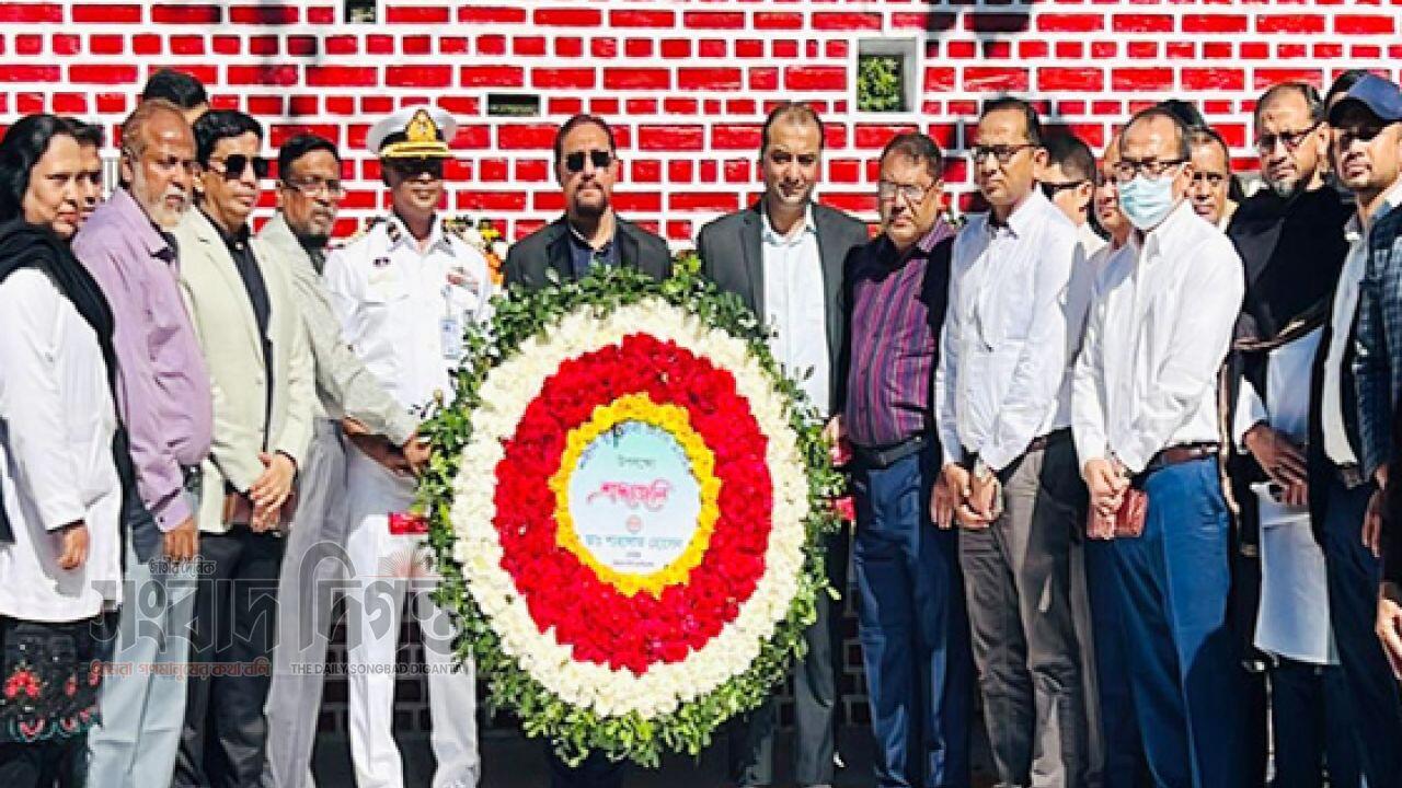মুক্তিযুদ্ধের শহীদরা জাতির শ্রেষ্ঠ সন্তান: মেয়র ডা. শাহাদাত হোসেন 