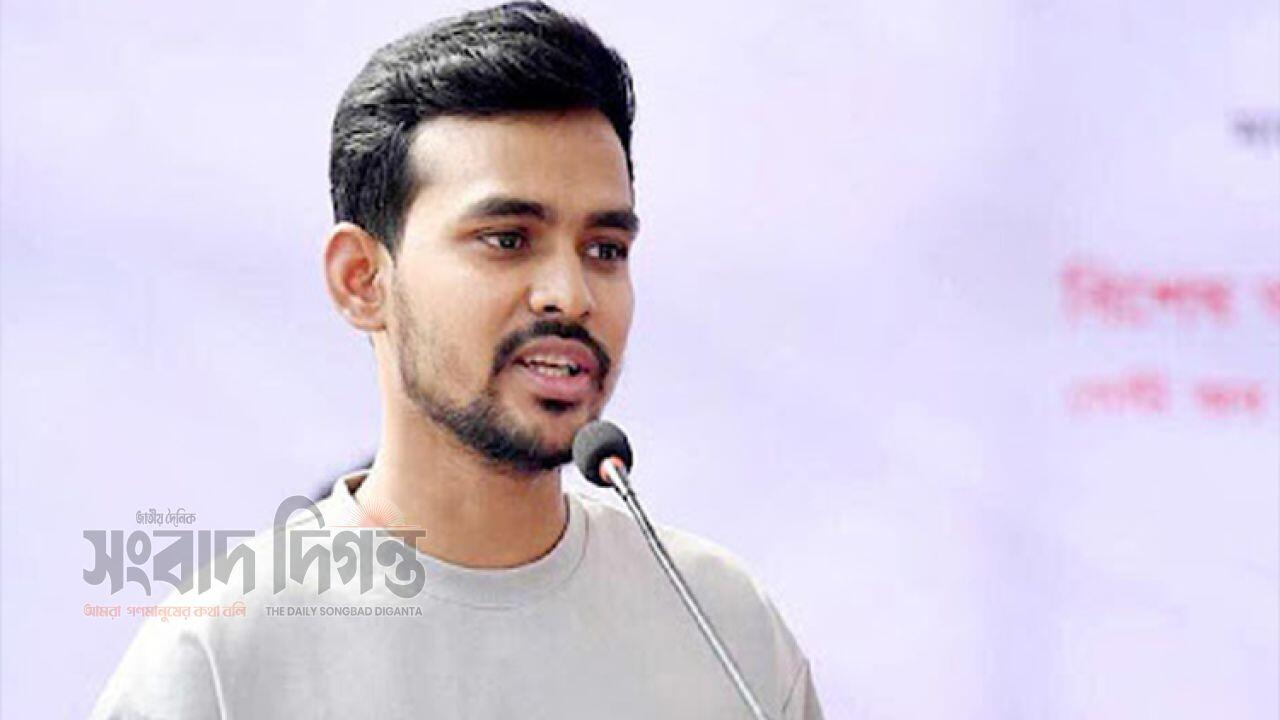 নির্বাচনি বিশেষ বরাদ্দে বিদায়ী উপদেষ্টা আসিফ মাহমুদ