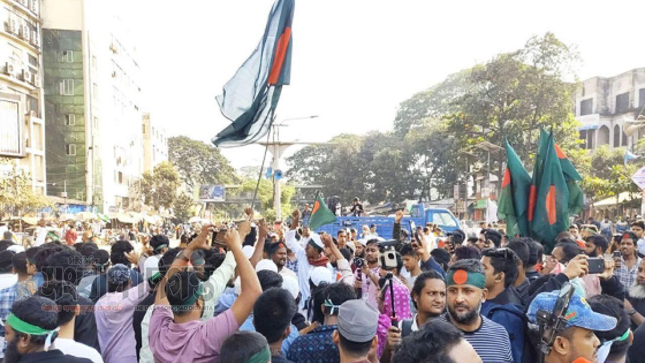 আমরা সবাই হাদি হবো, যুগে যুগে লড়ে যাবো: ছাত্র-জনতা