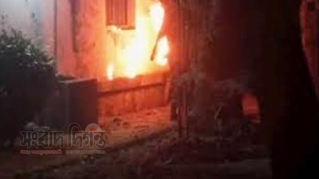বাংলাদেশ টেলিভিশনের মহাপরিচালকের ভবনে আগুন
