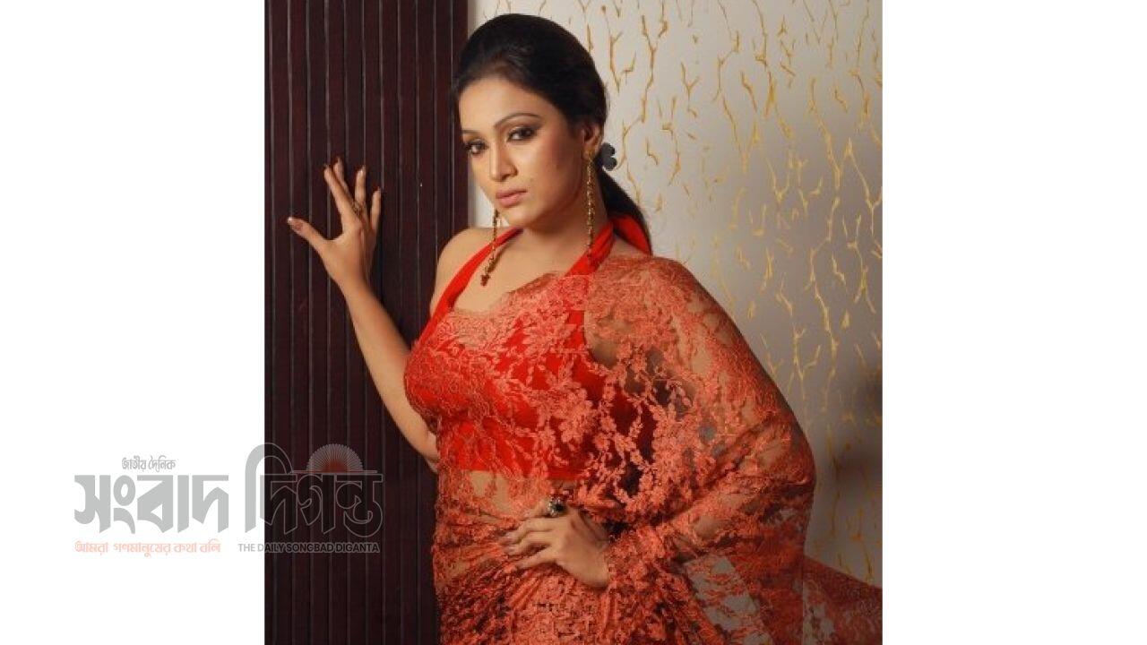 সংসার ভেঙেছে বিন্দুর