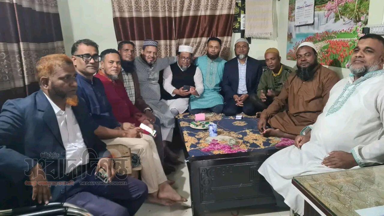 তাহেরপুর হাজী লাল মিয়া উচ্চ বিদ্যালয়ের প্রথম ব্যাচের পুনর্মিলনী অনুষ্ঠিত 