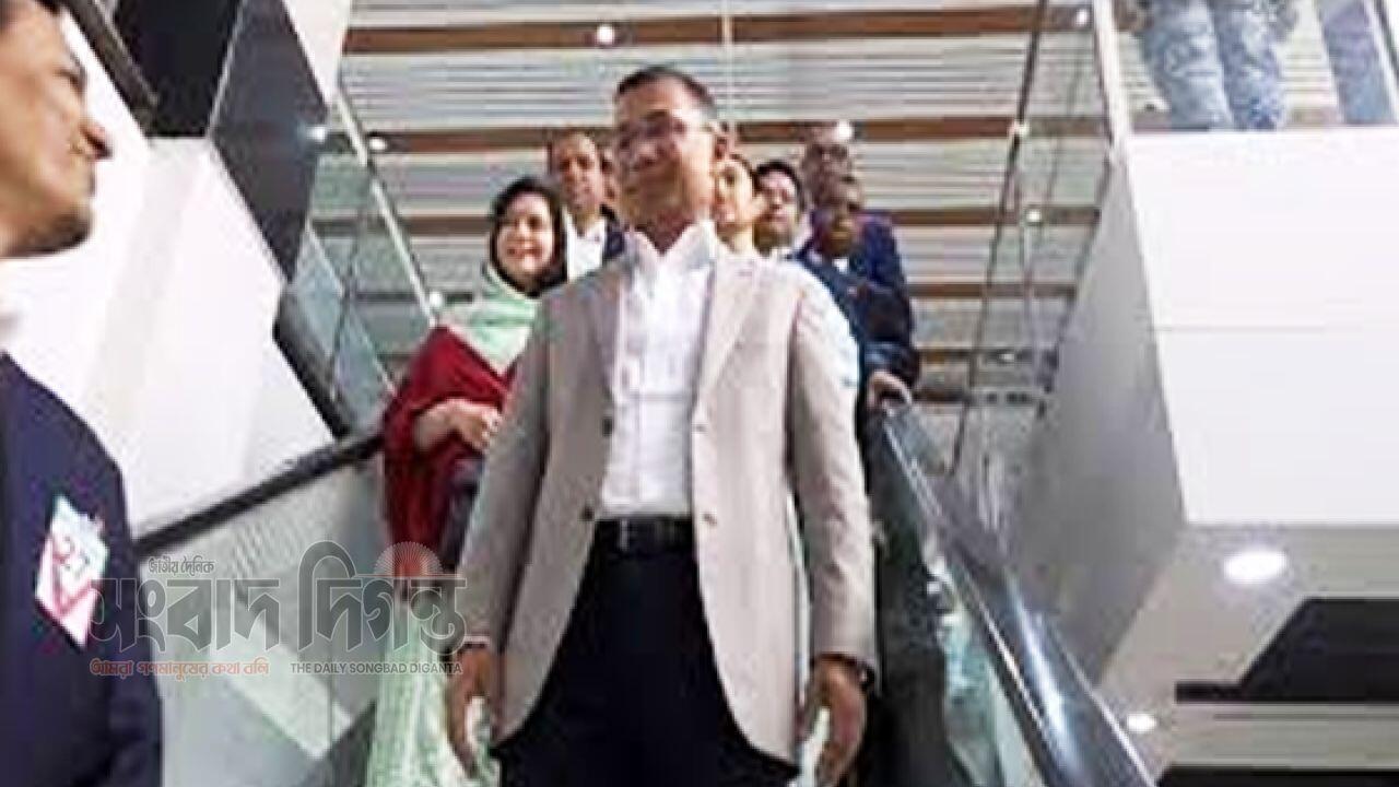 এভারকেয়ার হাসপাতাল থেকে বাসভবনে ফিরলেন তারেক রহমান