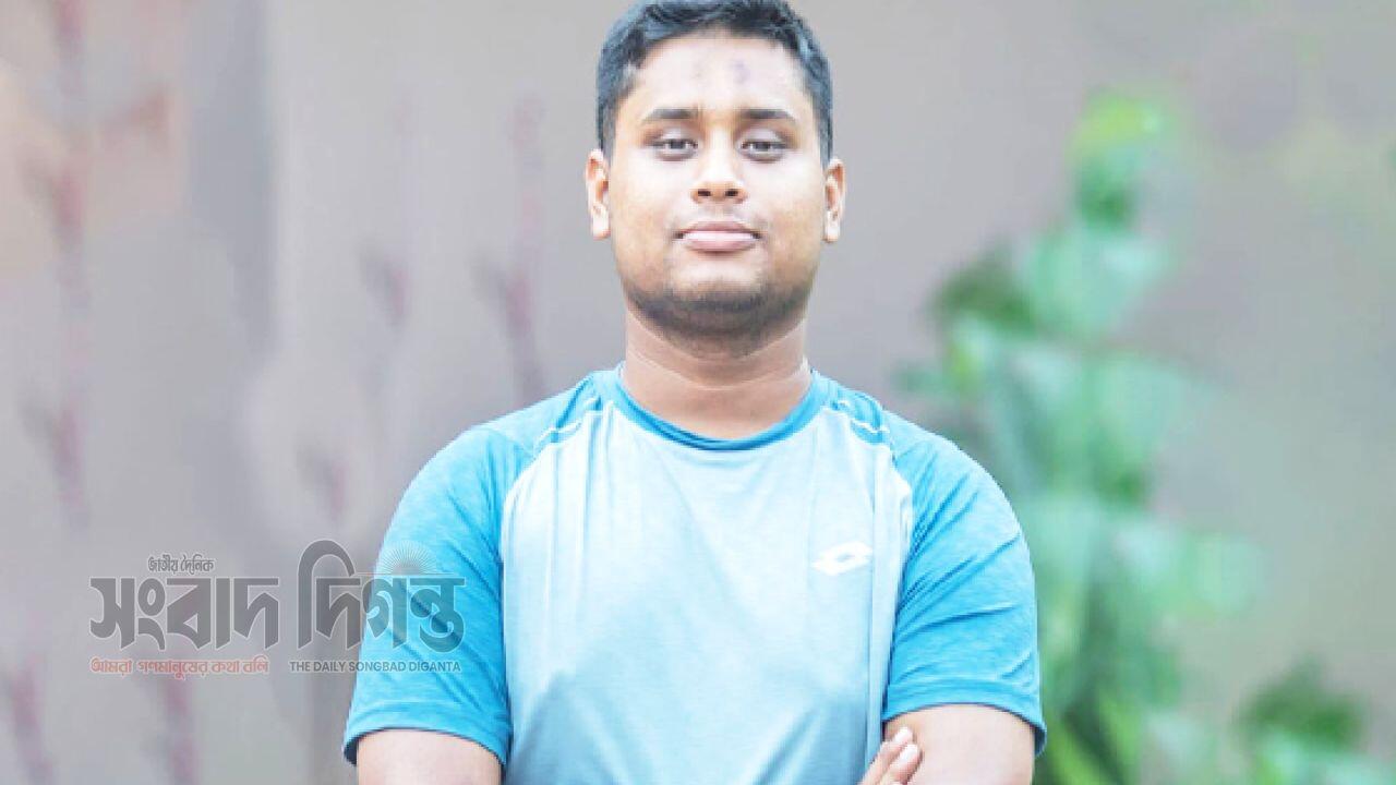 তারেক রহমানের স্বদেশ প্রত্যাবর্তন গণতন্ত্রের জন্য গুরুত্বপূর্ণ: হাসনাত আব্দুল্লাহ
