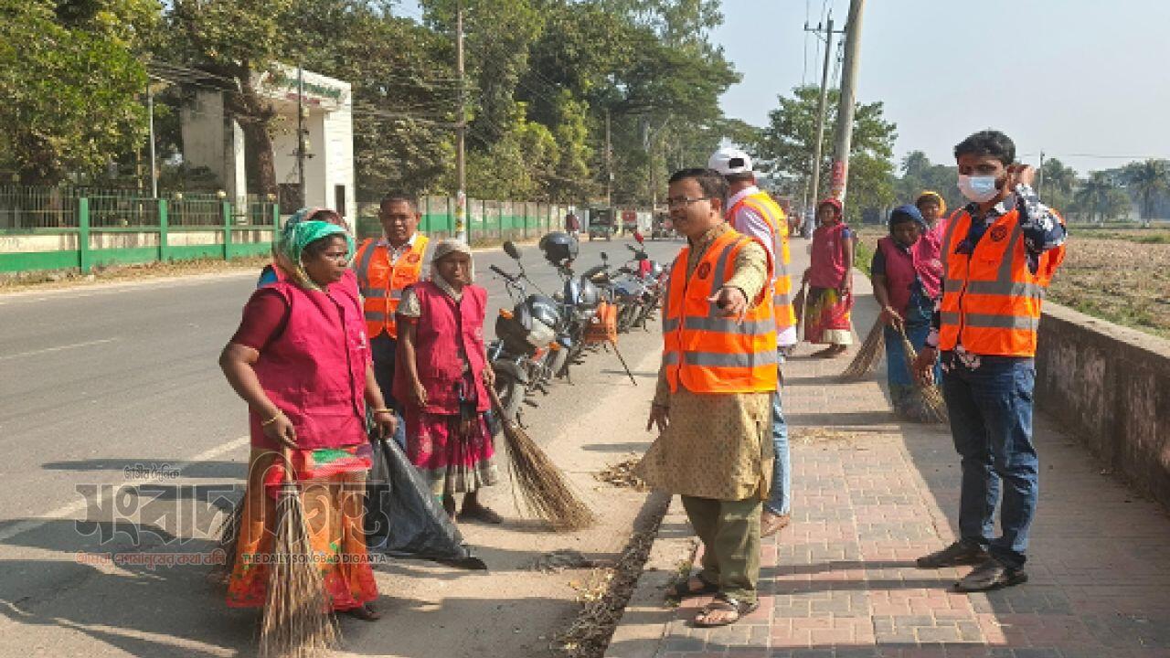 নেত্রকোনা পৌরসভাকে একটি মানবিক পৌরসভা গড়তে চান প্রশাসক আরিফুল ইসলাম 