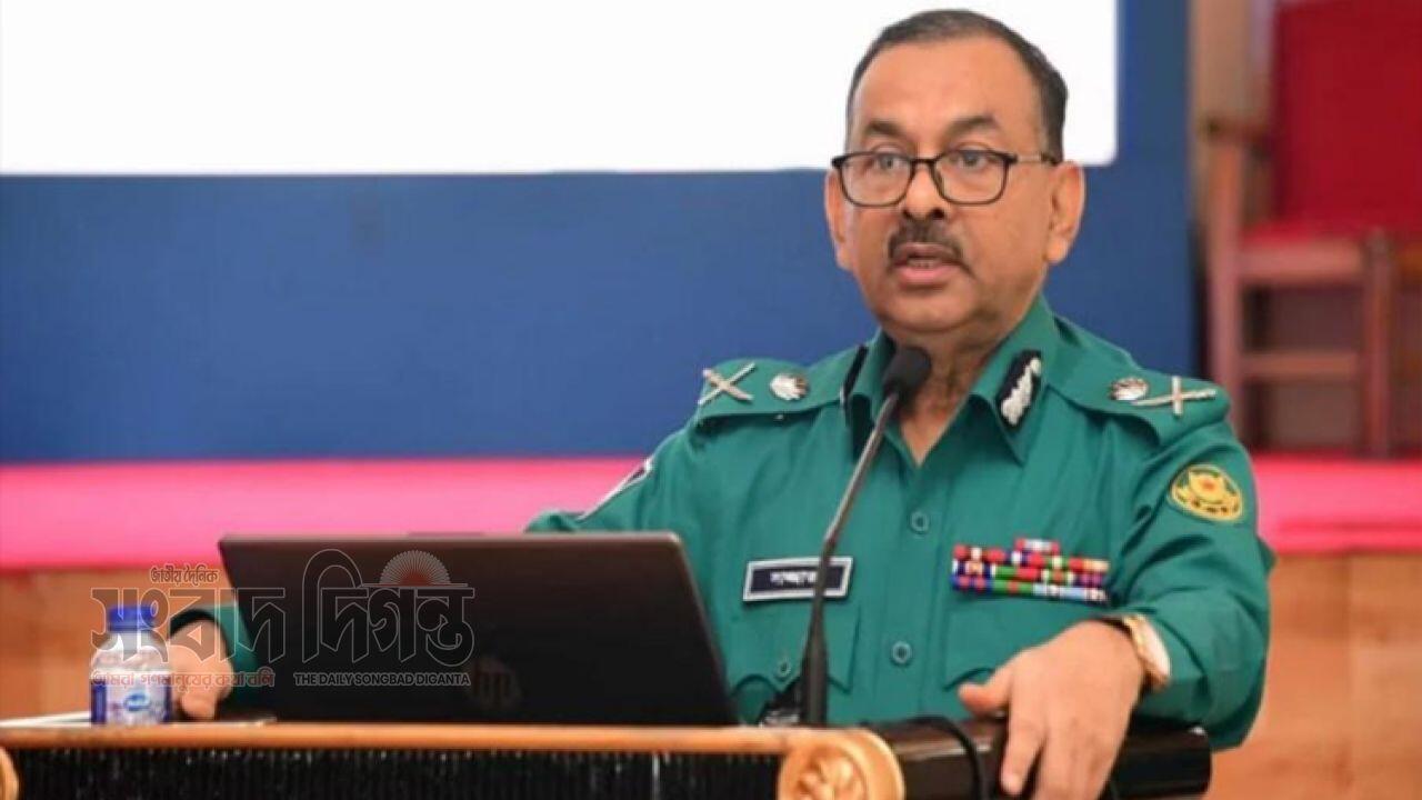 হাদি হত্যাকাণ্ডে কেউ ছাড় পাবে না : ডিএমপি কমিশনার