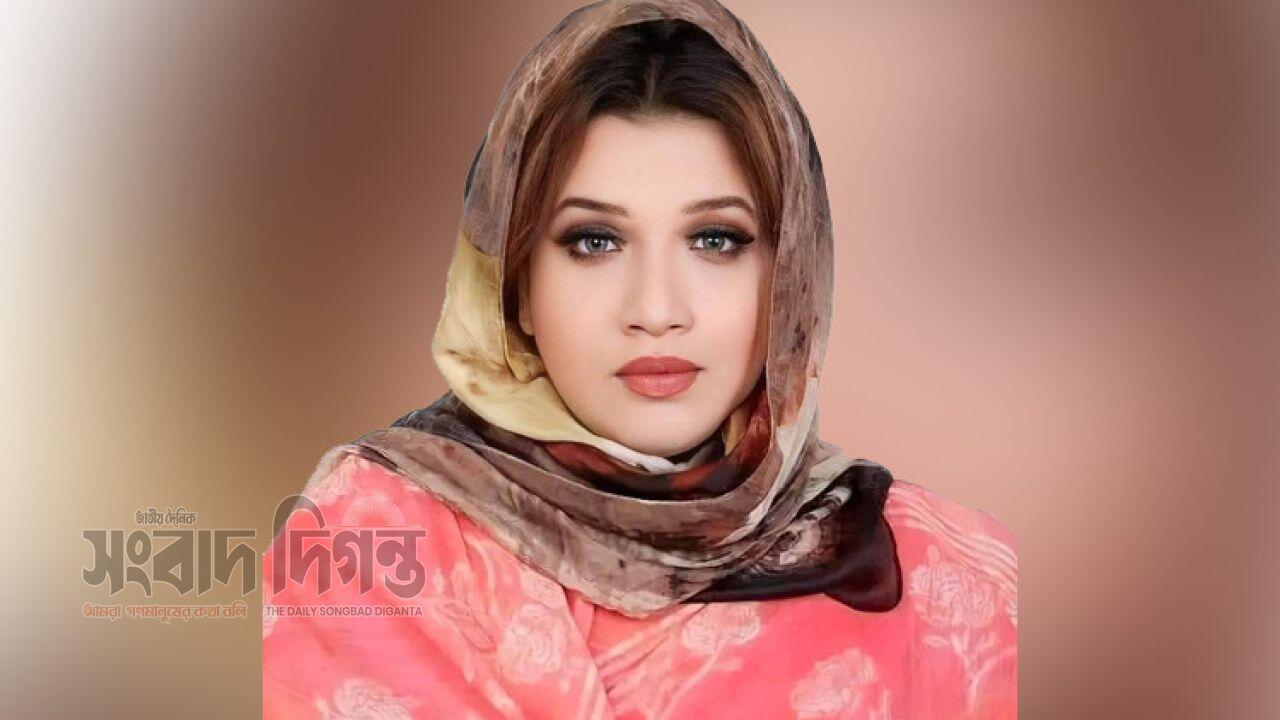 যুক্তরাষ্ট্রের নাগরিকত্ব ছেড়ে বাংলাদেশে মনোনিবেশ শামা ওবায়েদ