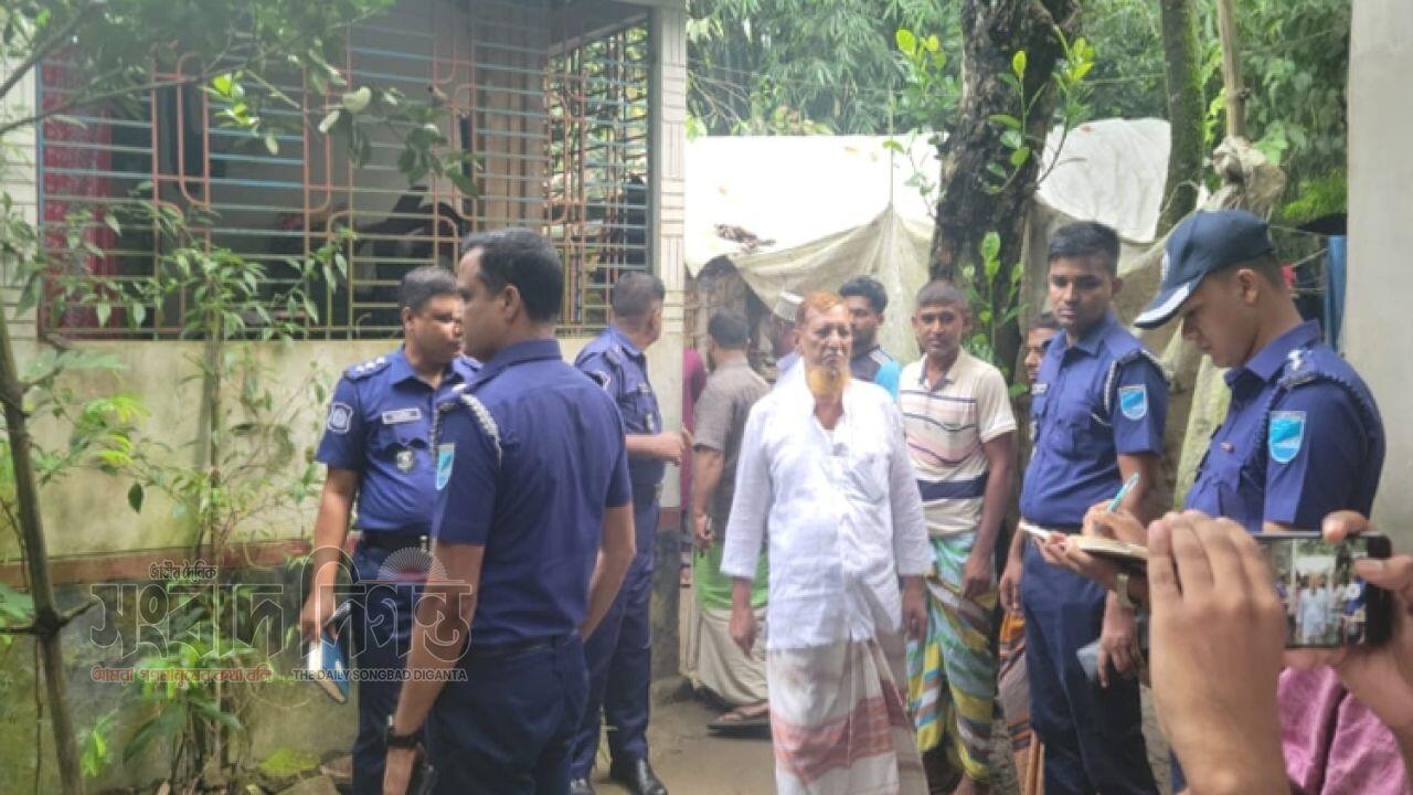 বাড়ি ফেরার পথে নরসিংদীতে মুদি ব্যবসায়ীকে কুপিয়ে হত্যা