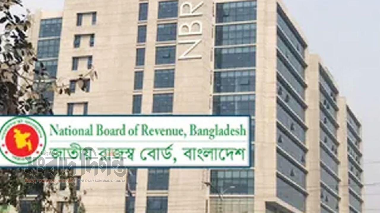 ১৮০ দিন অনুপস্থিত থাকায় কর পরিদর্শক একেএম আসাদুজ্জামান নূর চাকরিচ্যুত