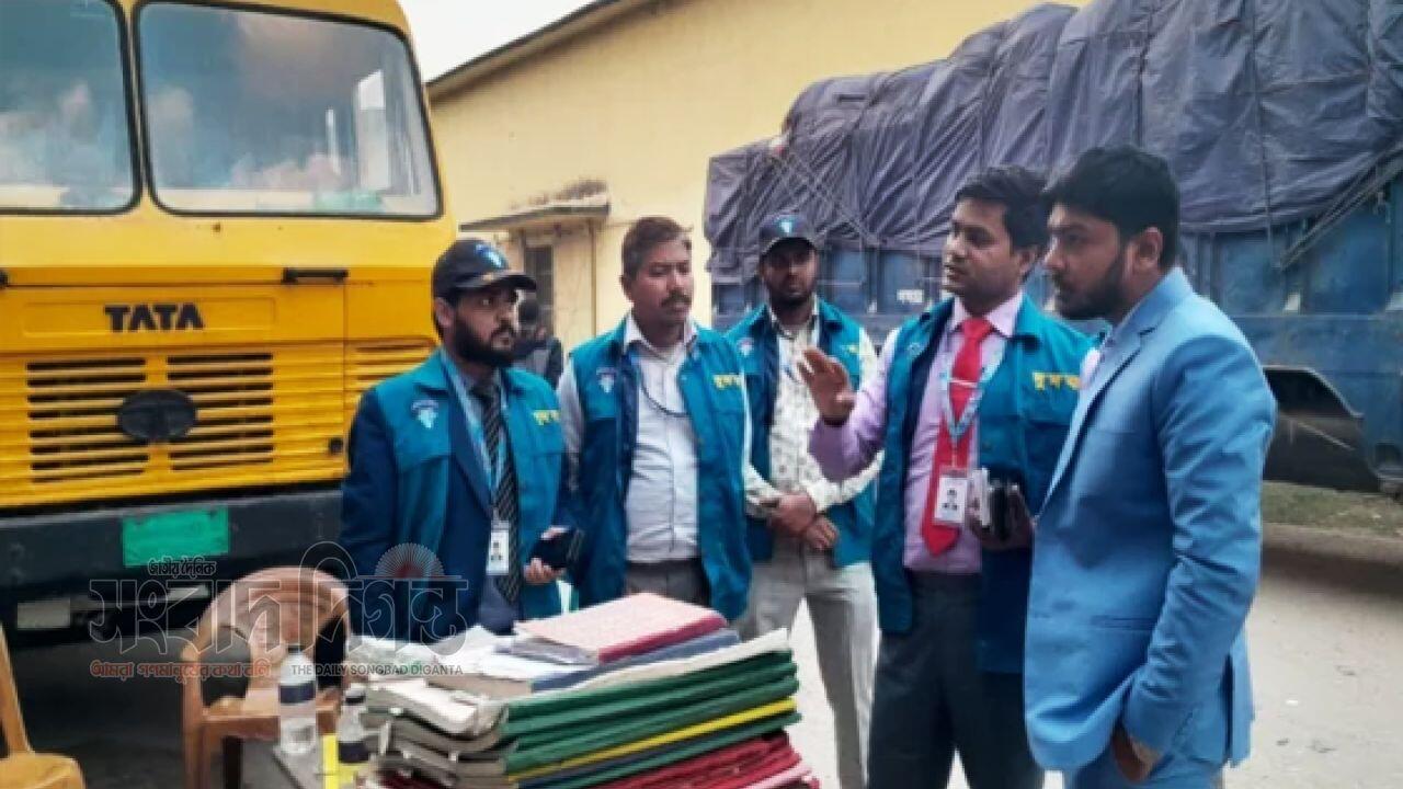 দুদক অভিযানে কুড়িগ্রামের সরকারি খাদ্যশস্যের হিসাব মিলছে না