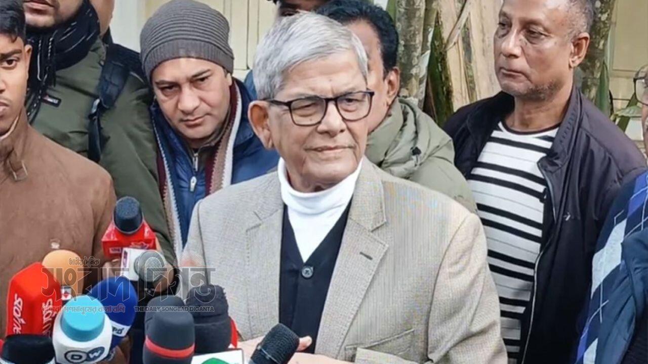 নির্বাচনকে সামনে রেখে অবৈধ অস্ত্র উদ্ধারে পদক্ষেপে ব্যর্থ সরকার : ফখরুল