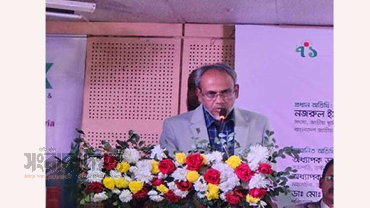 পেছনের দরজা দিয়ে গণতন্ত্র ধ্বংসের চক্রান্ত অব্যাহত : ডা. রফিক