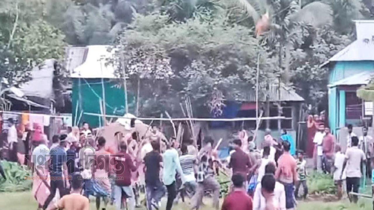 নেত্রকোনার কেন্দুয়ায় জমি দখলকে ঘিরে রক্তপাত: আহত ১২