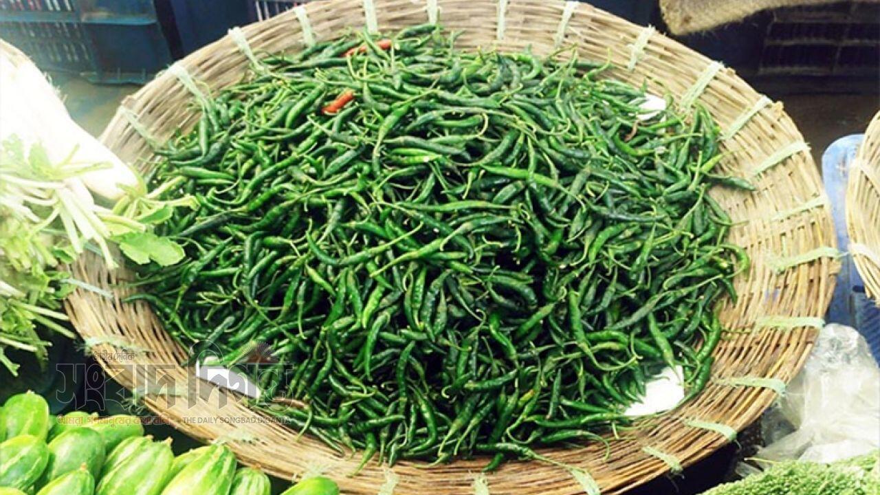 কাঁচামরিচে নতুন ধাক্কা ভোক্তাদের ভোগান্তি