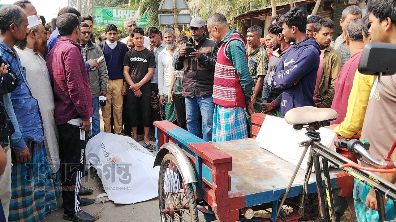 গাইবান্ধায় ট্রাকচাপায় ঘুমন্ত হেলপার নিহত, চালক পলাতক