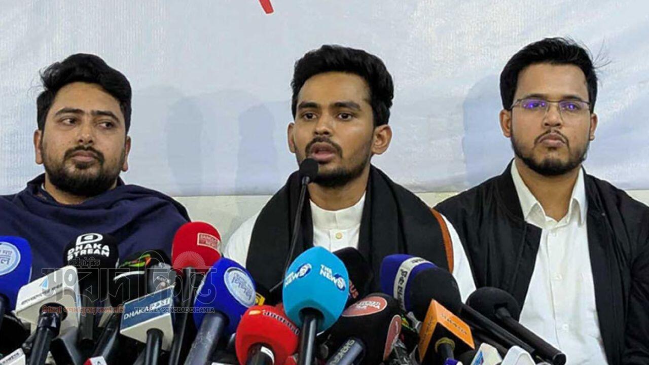 দেশে নতুন ফ্যাসিবাদের ক্তির ঐক্য গড়ে উঠেছে : আসিফ মাহমুদ