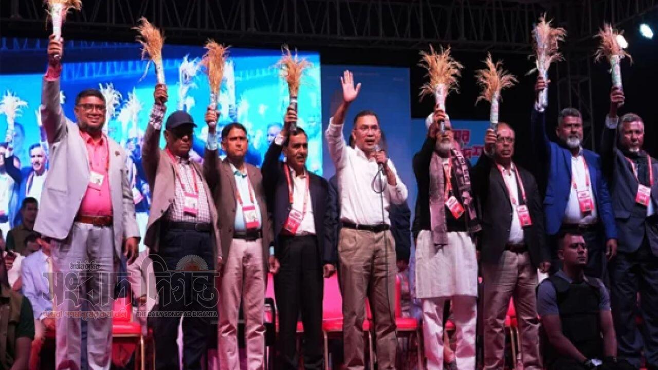 ষড়যন্ত্রকারী একটা পালাইছে, আরেকটা ষড়যন্ত্র করছে: তারেক রহমান