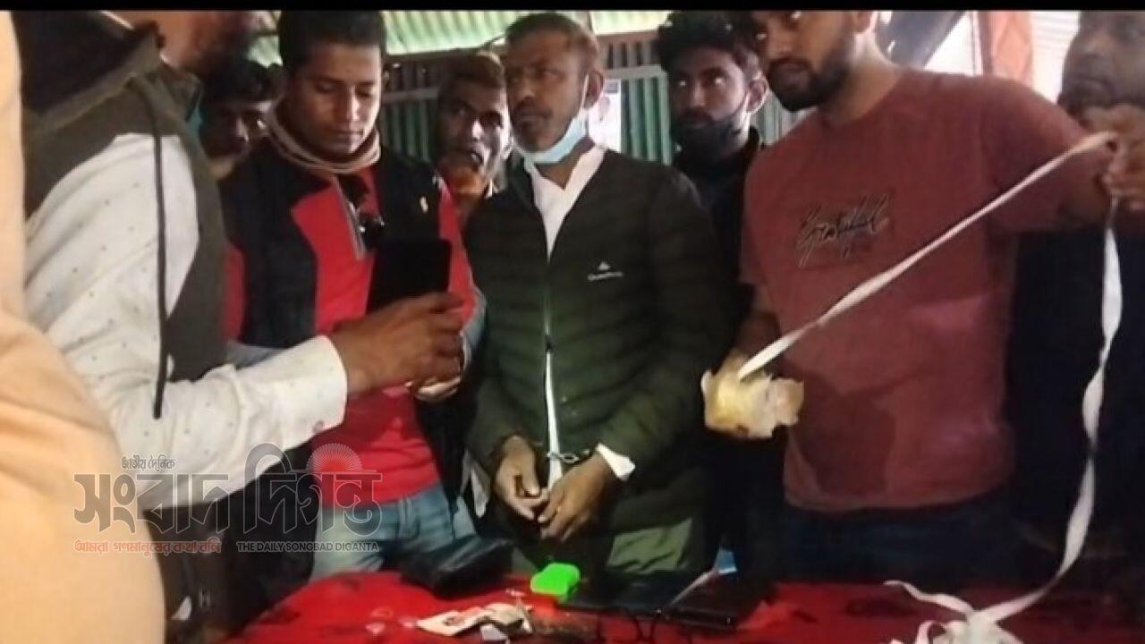 মধ্যনগরে র‌্যাব অভিযানে ১৮৩০ পিস ইয়াবাসহ গ্রেফতার ২ 