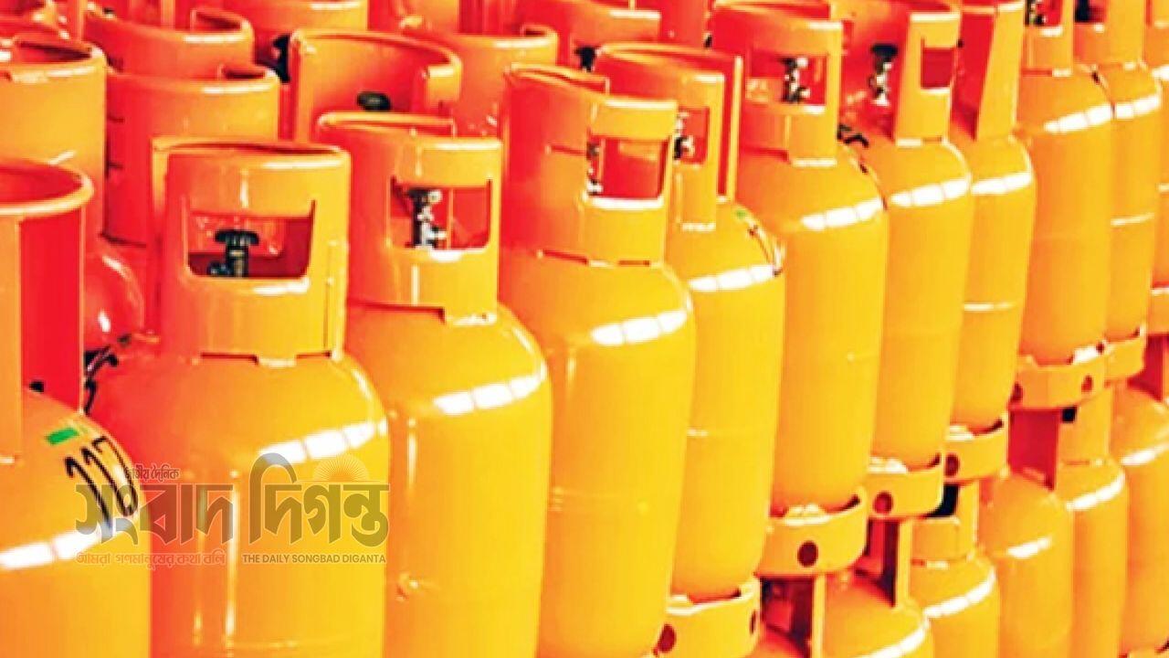 ফেব্রুয়ারিতে এলপিজির নতুন দাম সোমবার ঘোষণা করবে বিইআরসি