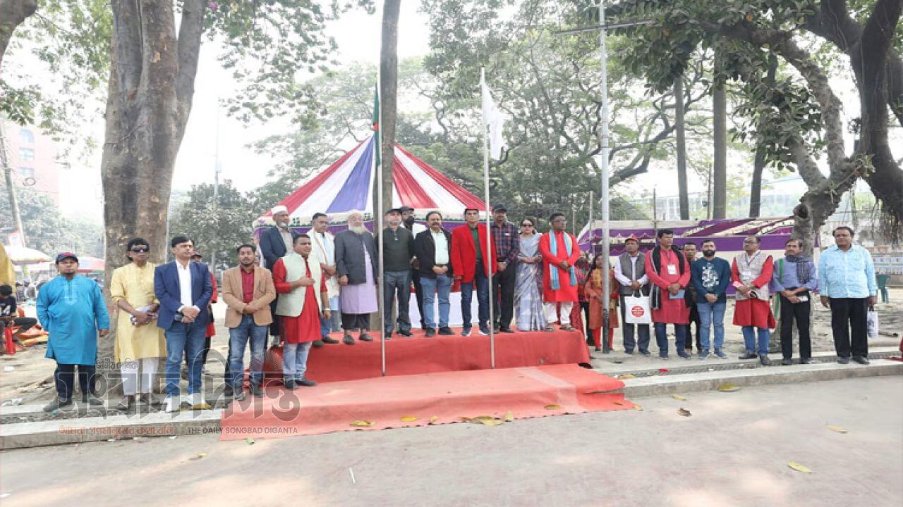 শহীদ মিনারে আজ প্রথমবারের জাতীয় কবিতা উৎসবের আয়োজন 