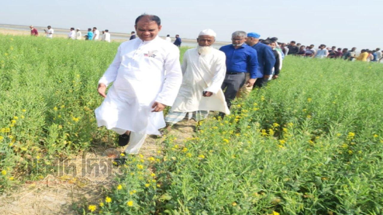 শরীয়তপুর ৩ ভোটারদের সুখ দুঃখের কথা শুনলেন মিয়া নূরউদ্দিন আহমেদ অপু