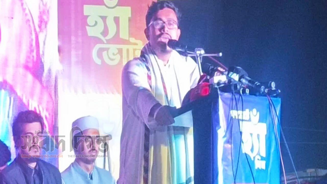 বুকে পাথর চেপে তারেক রহমান ‘হ্যাঁ’ বললেও তৃণমূলে ‘না’-এর ক্যাম্পেইন চলছে: সাদিক কায়েম