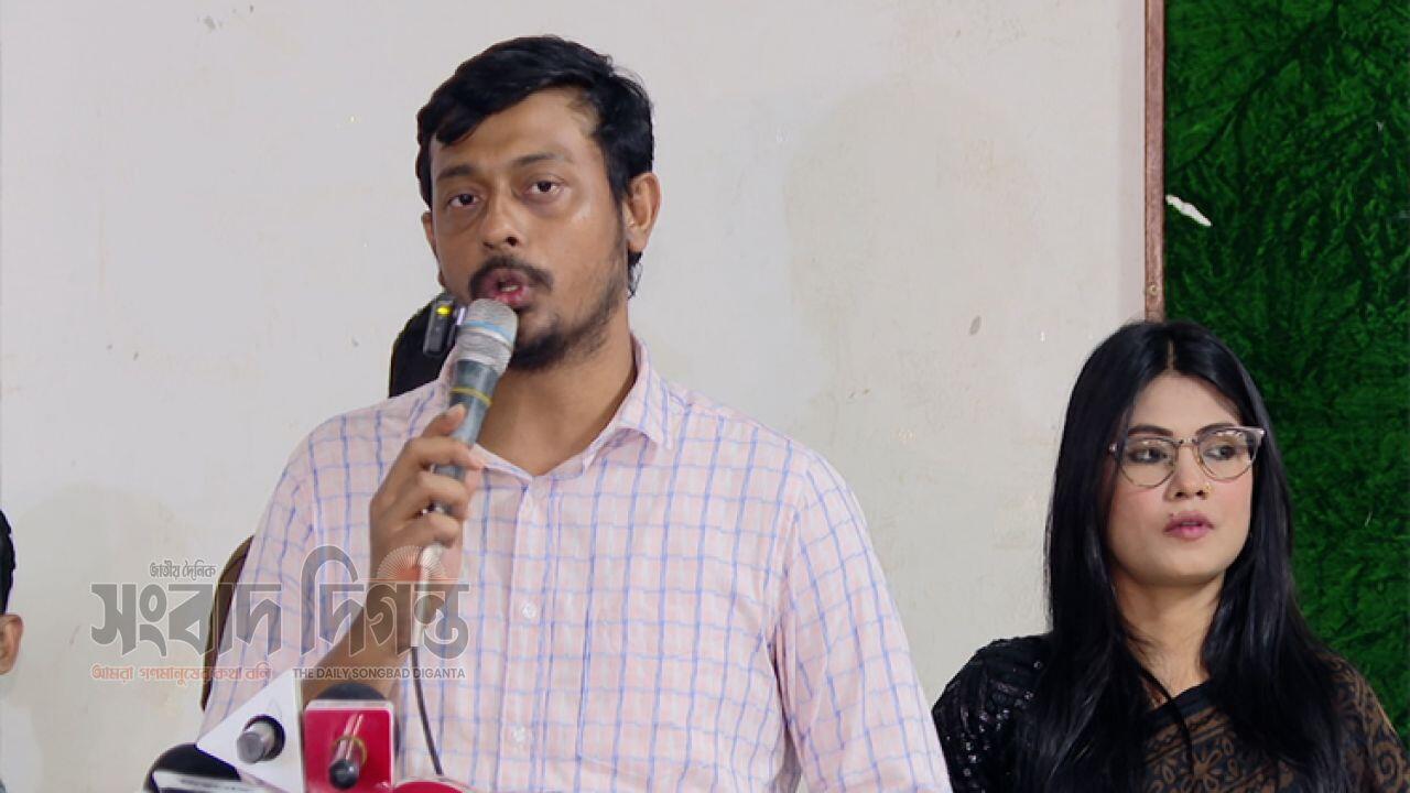 দোয়া করুন যাতে আমি সংসদে গিয়ে স্বরাষ্ট্রমন্ত্রী হই : নাসীরুদ্দীন 