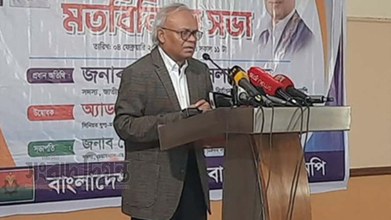 রাজনৈতিক অস্থিরতার ঝুঁকি, ধর্মের নামে ফ্যাসিবাদ বাড়তে পারে : রিজভী 