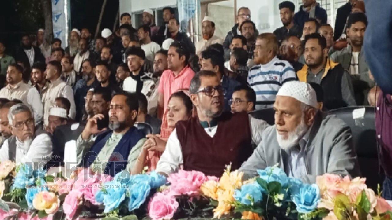 মাদারীপুর-১: বিএনপি প্রার্থীর জনসমর্থন বাড়াতে উঠান বৈঠক