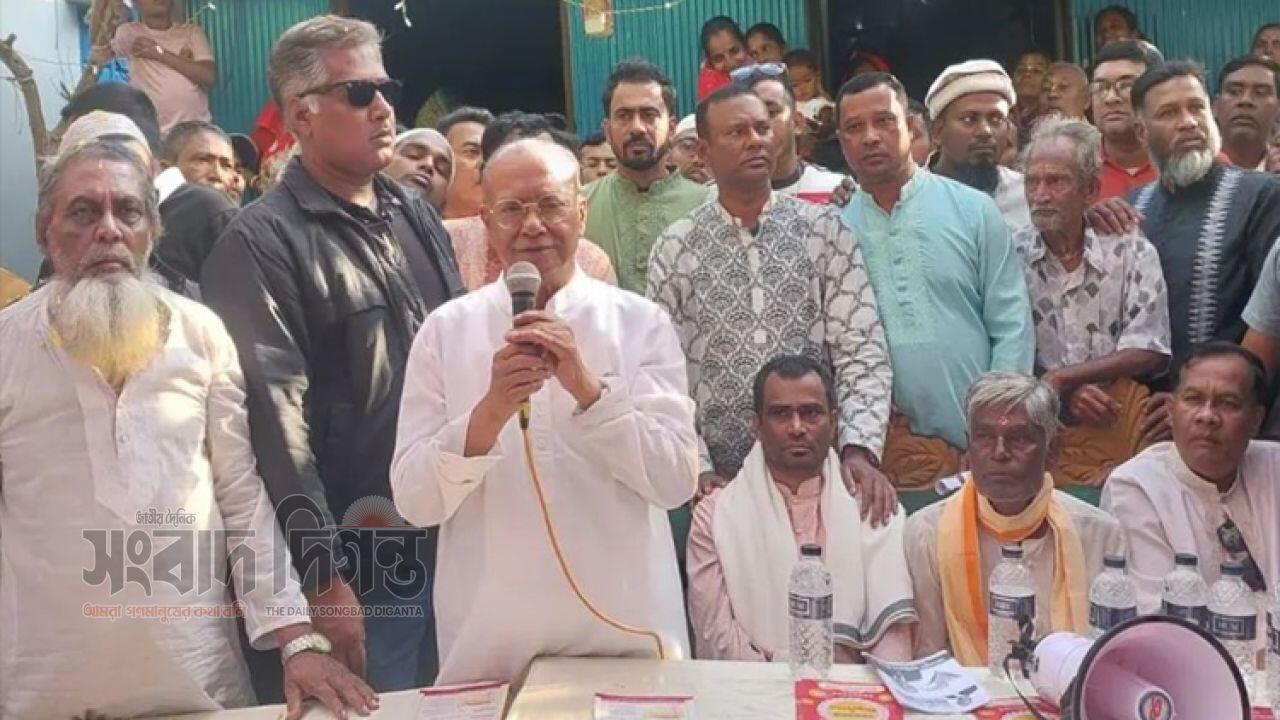 অসাম্প্রদায়িক বাংলাদেশে বিএনপির ভূমিকা অপরিহার্য : মিন্টু