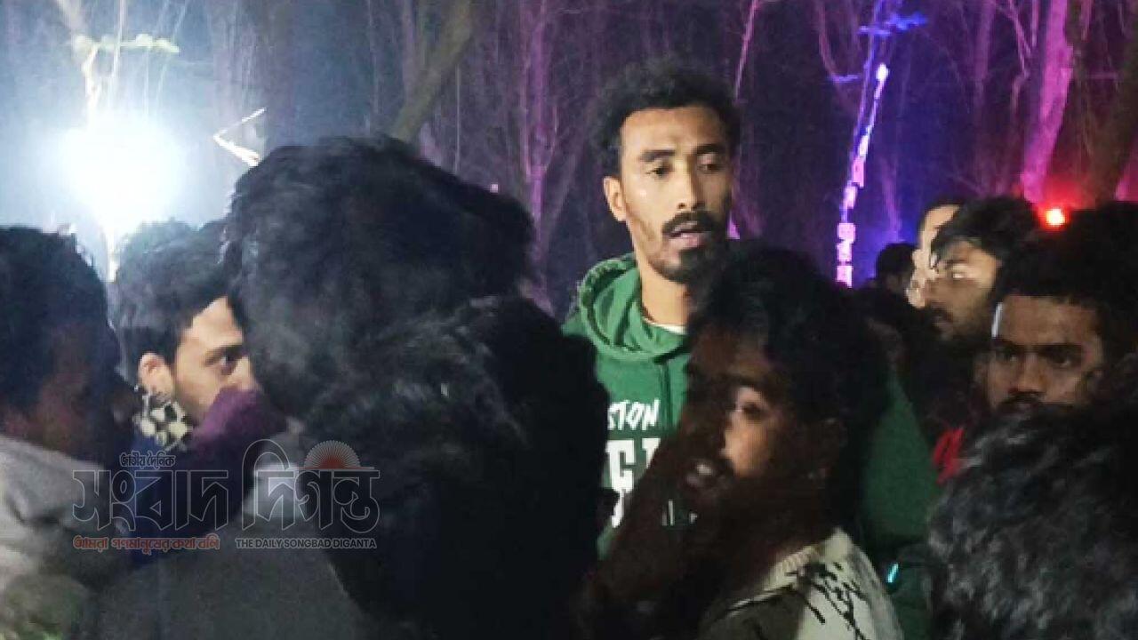 জাহাঙ্গীরনগর বিশ্ববিদ্যালয়ে সংবাদ সংগ্রহকালে সাংবাদিক আরিফুর রহমানের উপর হামলা ও হেনস্তা
