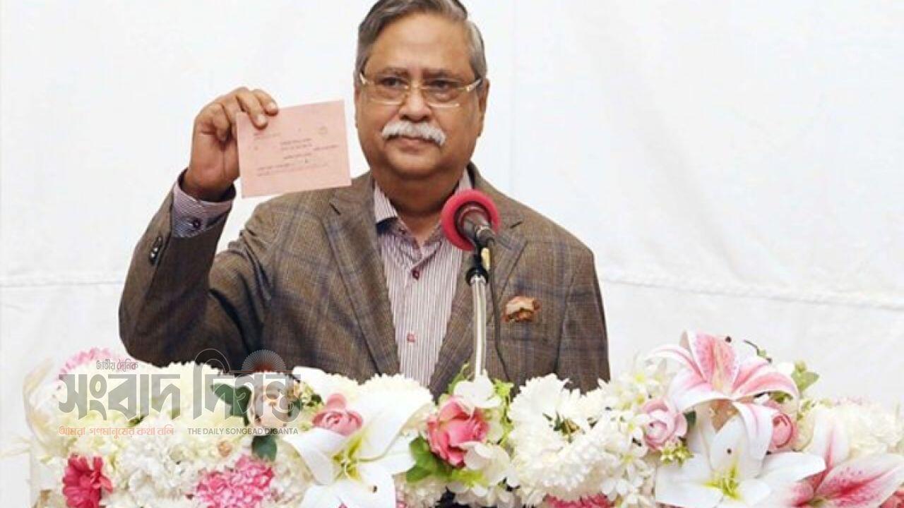 পোস্টাল ব্যালটে ভোট দিলেন রাষ্ট্রপতি 