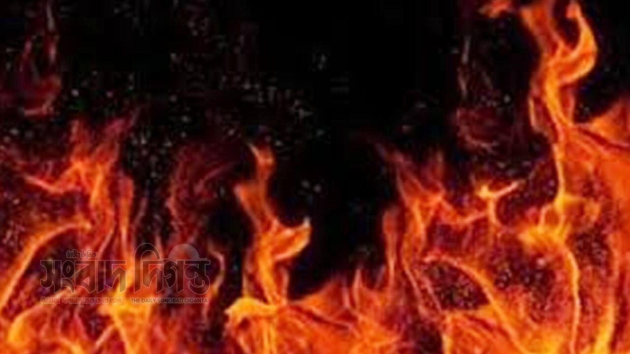 বাড্ডার কারখানার আগুনে মালিকের মরদেহ উদ্ধার