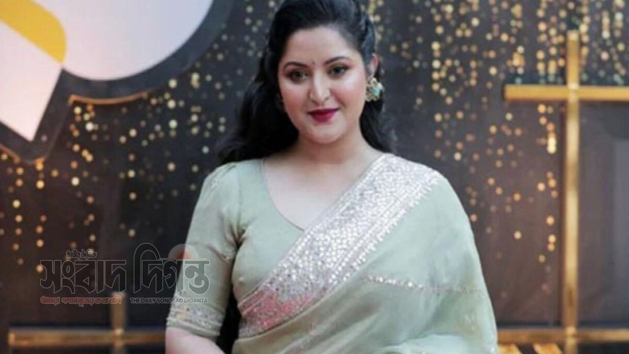 অপারেশনের পর অসুস্থ পরীমনি, আদালতে সাক্ষ্য পেছাল