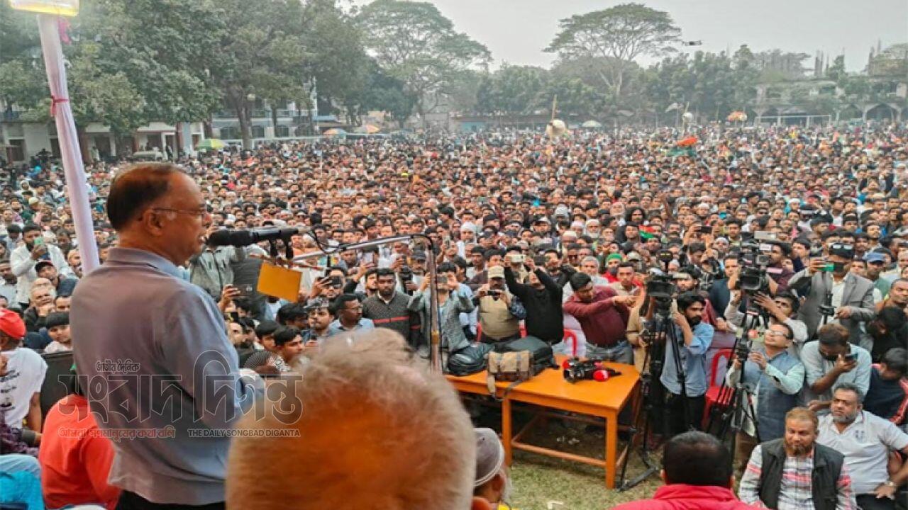 ধর্মের নামে রাজনীতি বন্ধ হওয়া দরকার : টুকু