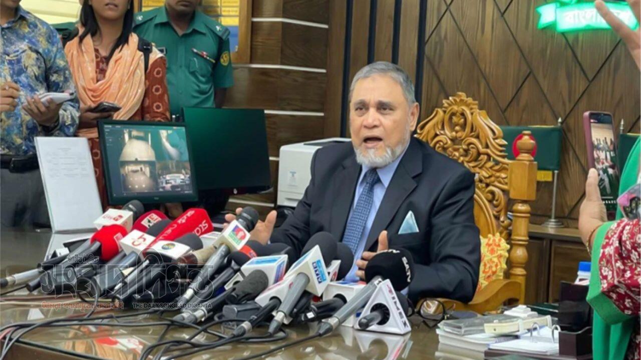 নির্বাচনী প্রস্তুতি ও নির্দেশনা নিয়ে সন্ধ্যায় বক্তব্য দেবেন সিইসি
