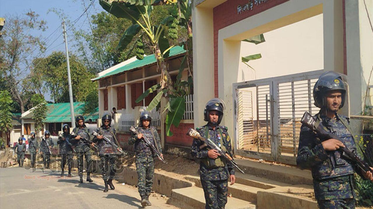 ভোটকেন্দ্র নিরাপত্তায় আনসারের বিশেষ স্ট্রাইকিং ১,১৯১ টিম মোতায়েন 