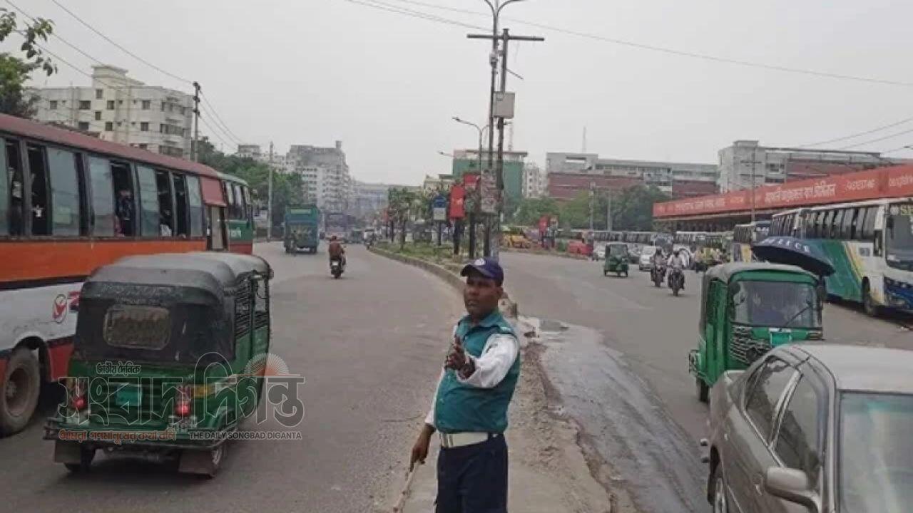 ভোট উপলক্ষে মধ্যরাত ১২টা থেকে চার ধরনের যান চলাচল বন্ধ