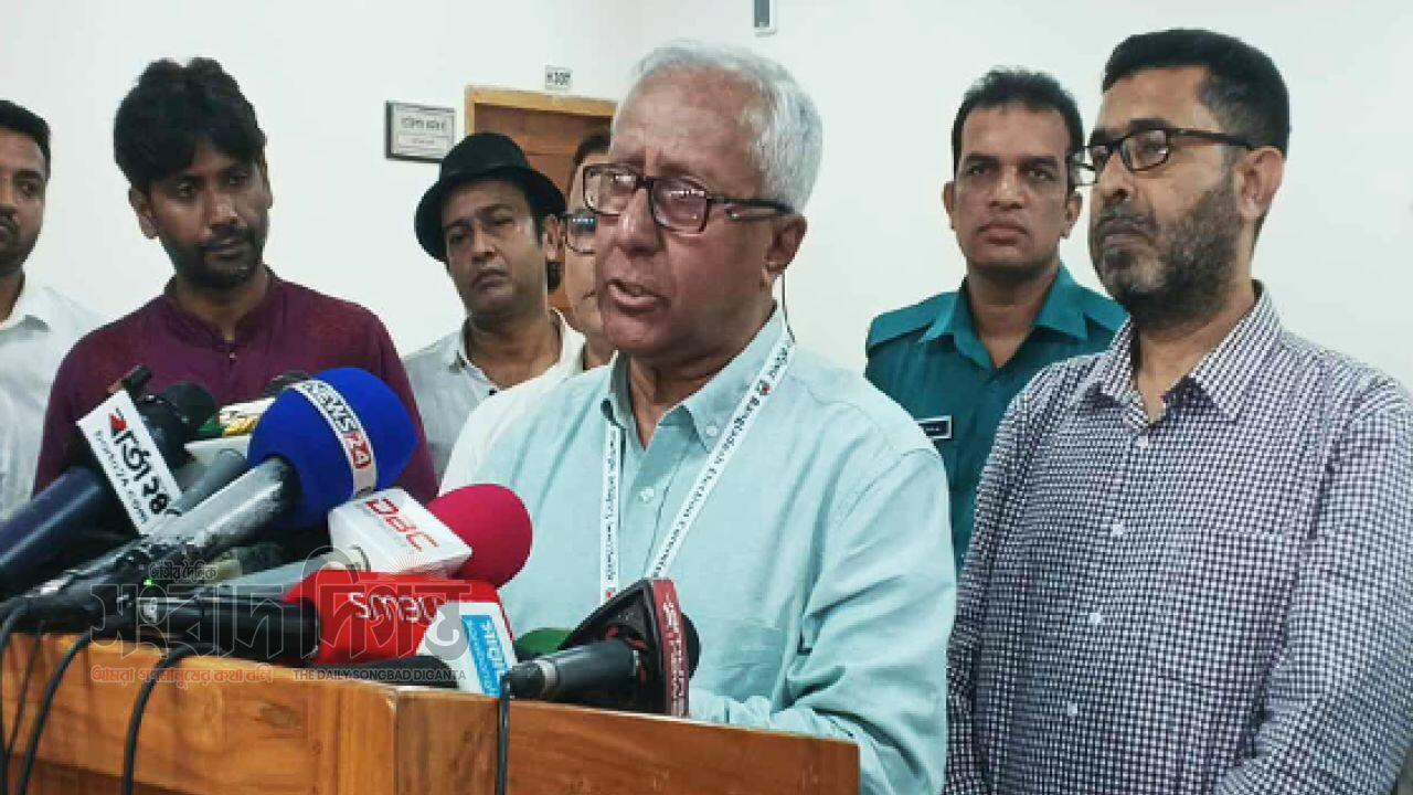 ৫ কোটি টাকা নিয়ে আমার বক্তব্যকে ‘মিসকোট’ করা হয়েছে : ইসি সচিব