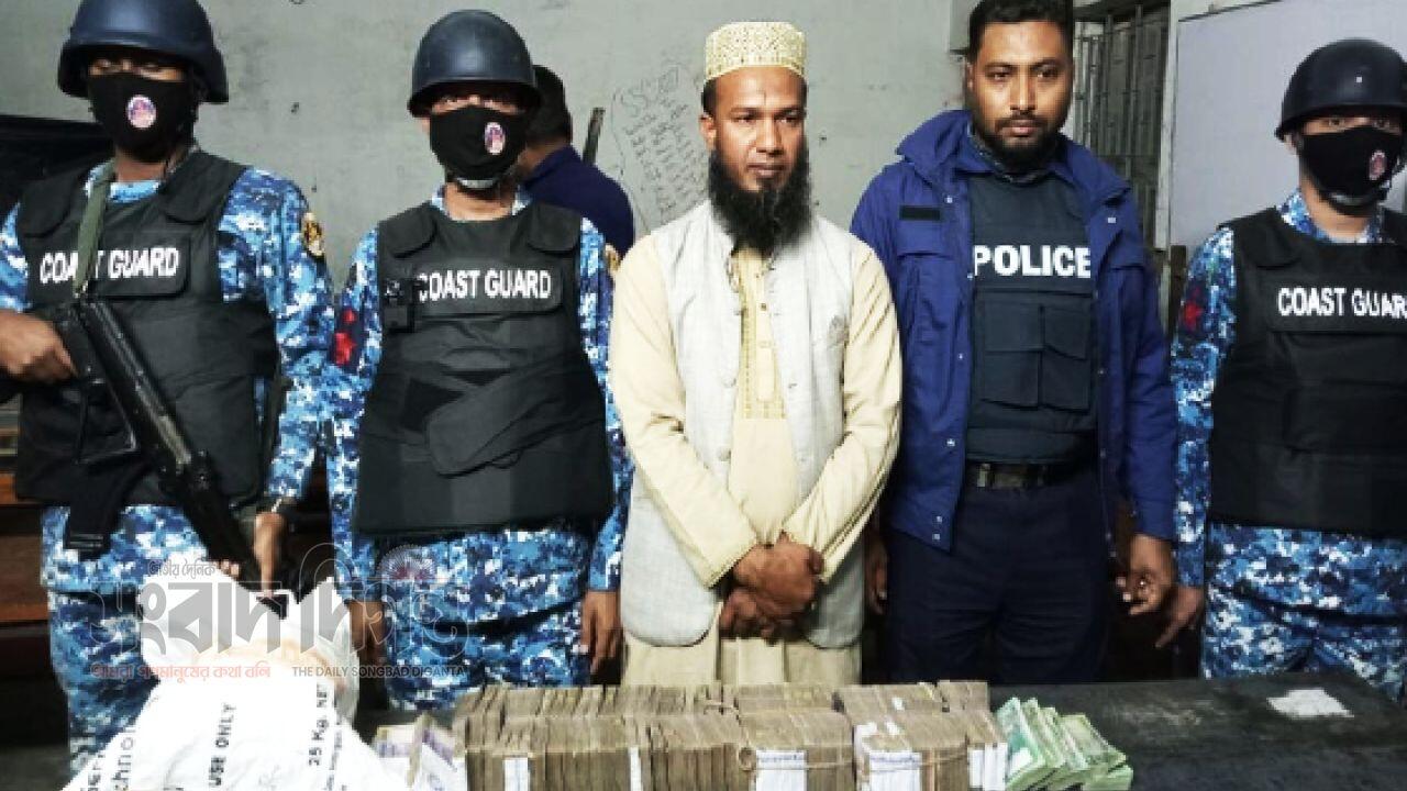 নির্বাচনের আগ মুহূর্তে কলাপাড়ায় ৫০ লাখ টাকা উদ্ধার, একজন আটক