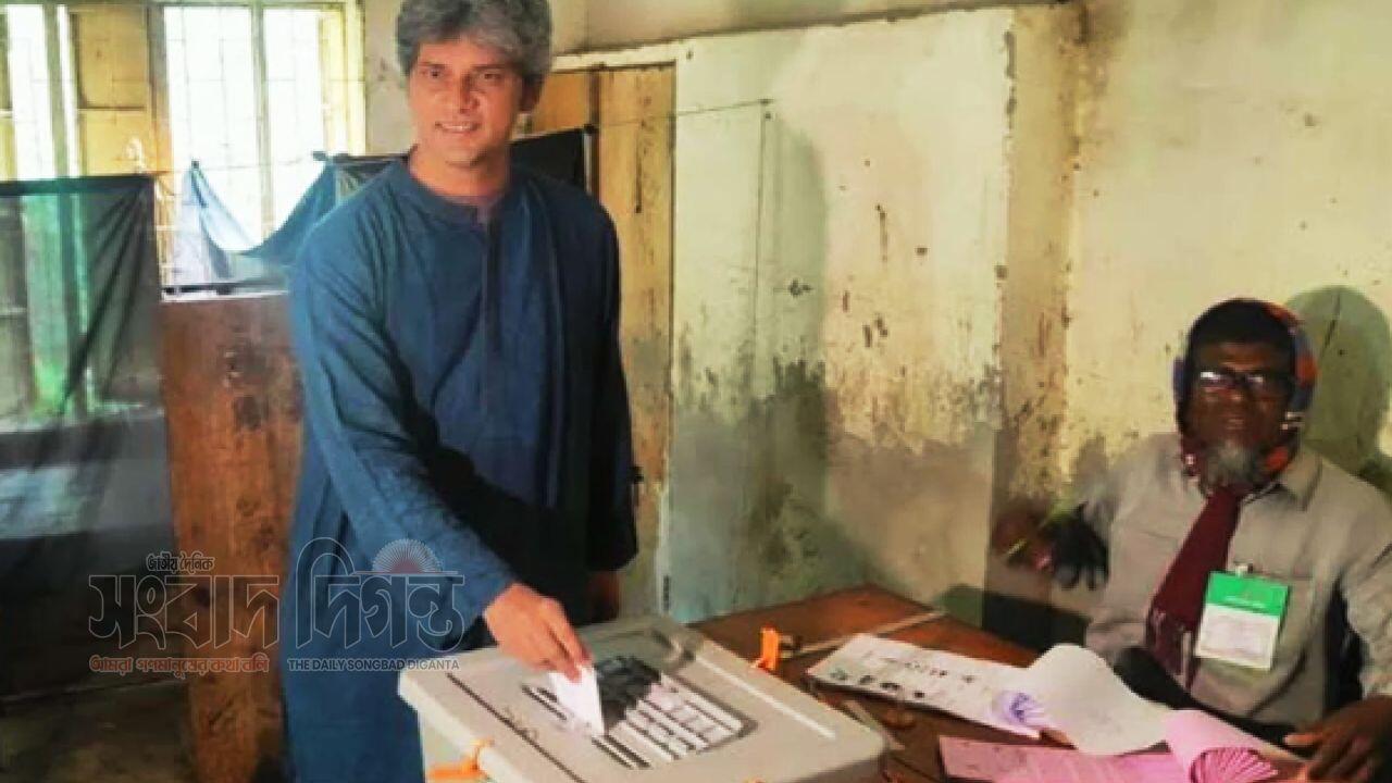 ব্রাহ্মণবাড়িয়া-৬: জোনায়েদ সাকির ভোট প্রদান শেষে জোট প্রার্থীর শান্তিপূর্ণ নির্বাচনের বার্তা 