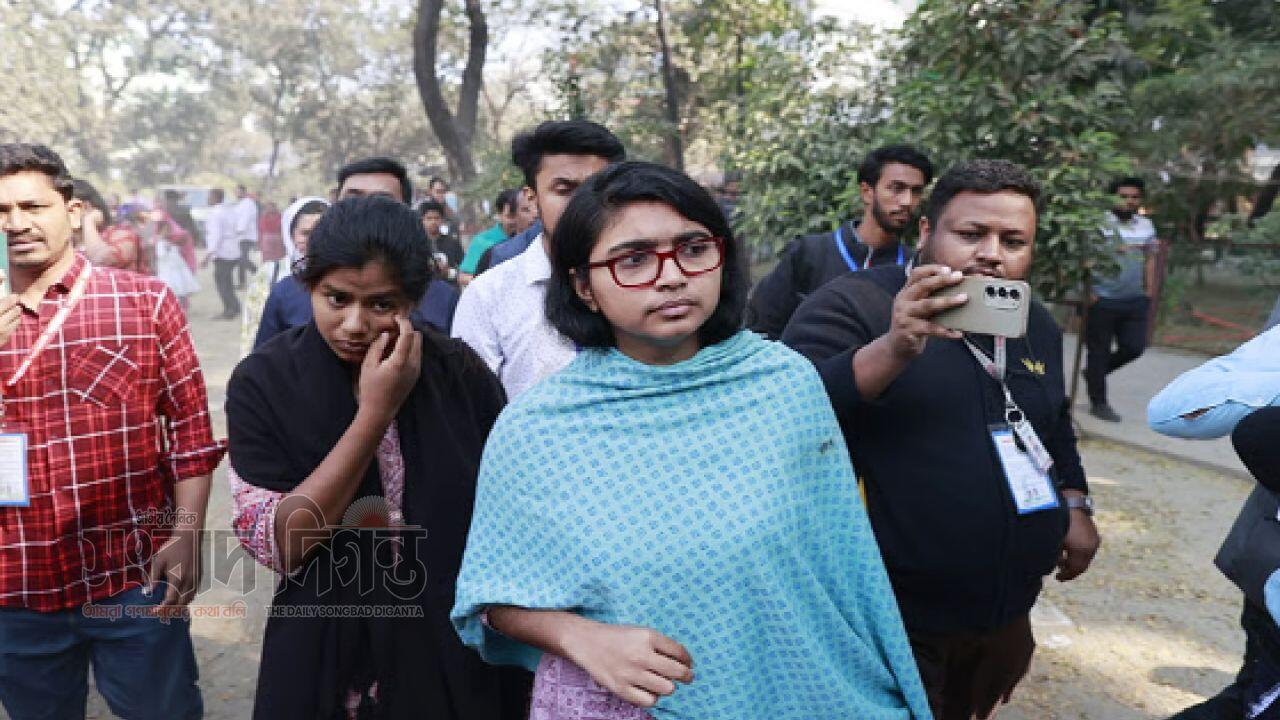 আমার পোলিং এজেন্টদের বের করে দেওয়া হয়েছে : তাসনিম জারা