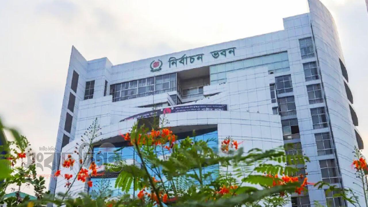 ঢাকা-৮ এ পুনর্গণনার সুযোগ নেই - ইসি 
