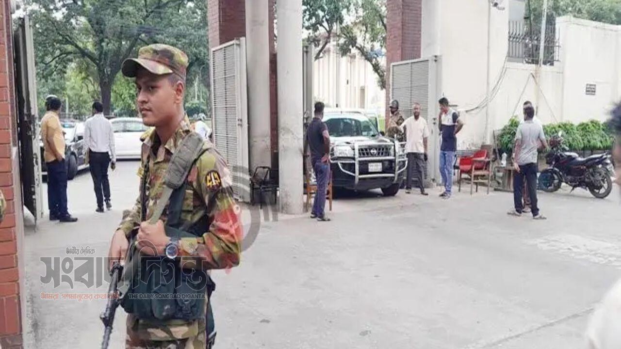 সচিবালয় প্রস্তুত নতুন প্রধানমন্ত্রীকে স্বাগত জানাতে 