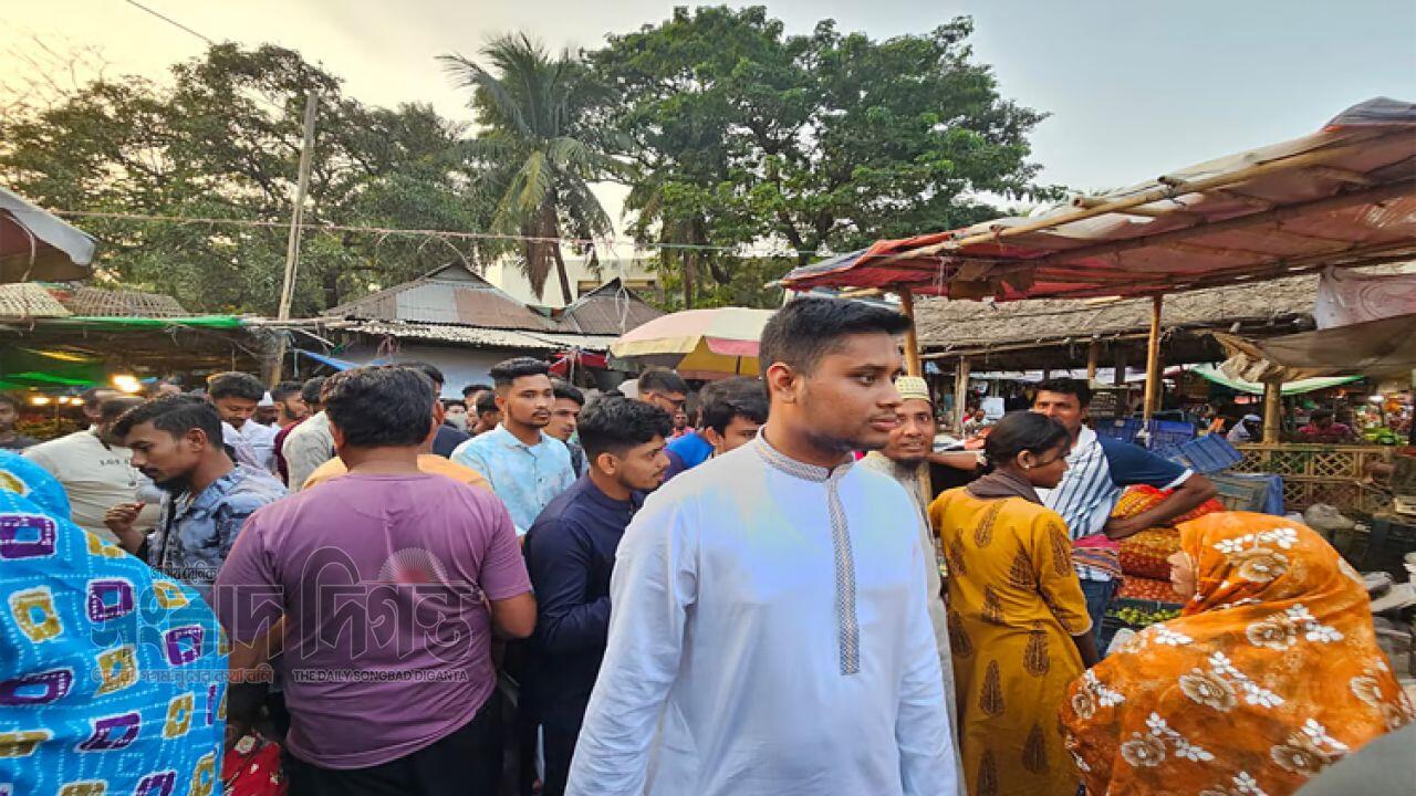 চাঁদা নিতে এলে খুঁটির সঙ্গে বেঁধে রাখবেন হাসনাত আবদুল্লাহর হুঁশিয়ারি