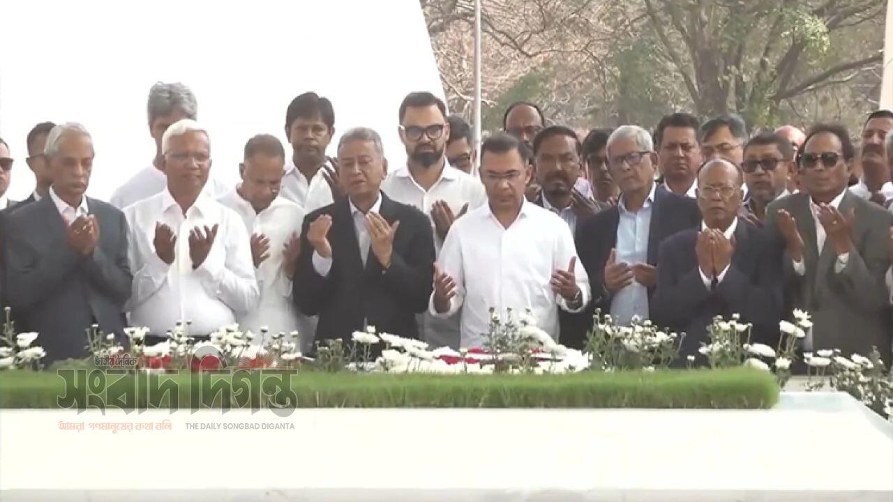 রাষ্ট্রপতি জিয়াউর রহমান ও নেত্রী খালেদা জিয়ার সমাধিতে প্রধানমন্ত্রীর শ্রদ্ধা নিবেদন 