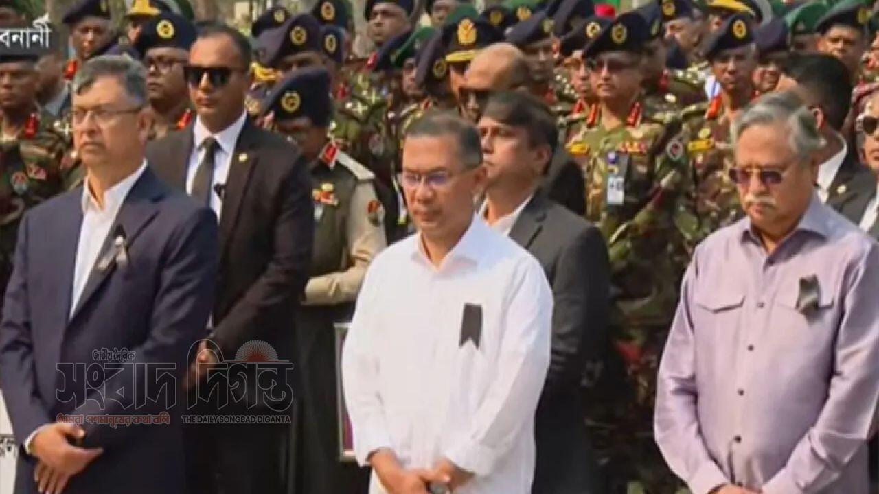 পিলখানা হত্যাকাণ্ডের শহীদদের কবরের প্রতি প্রধানমন্ত্রী শ্রদ্ধা